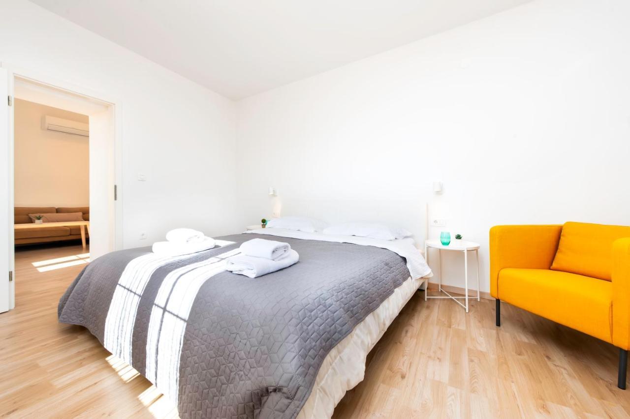 City Comfort Apartments Ровинь Экстерьер фото
