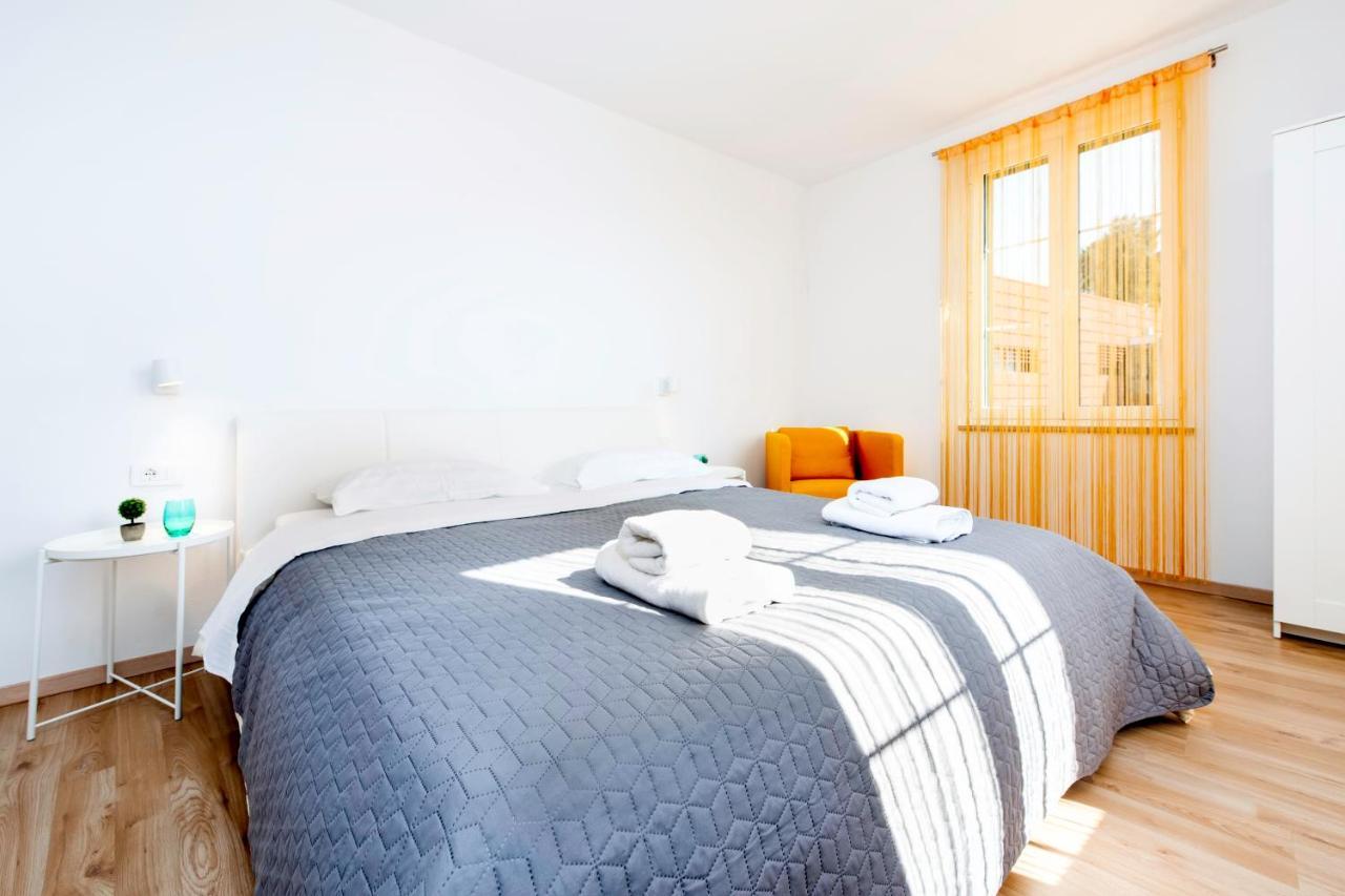 City Comfort Apartments Ровинь Экстерьер фото