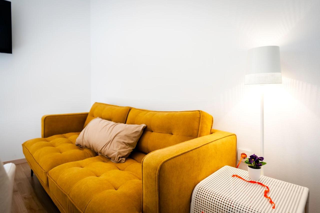 City Comfort Apartments Ровинь Экстерьер фото