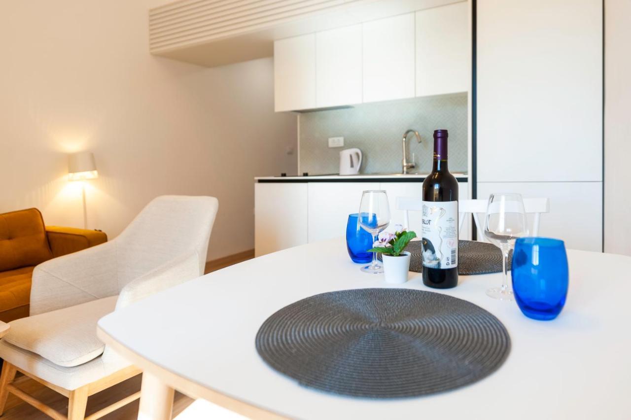 City Comfort Apartments Ровинь Экстерьер фото